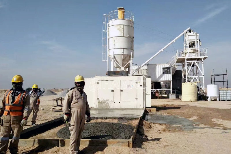 Persiapan pondasi di lokasi batching plant beton