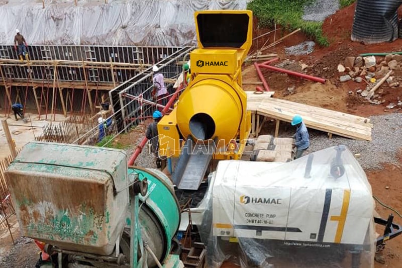 Mixer Beton Diesel Bekerja Bersama dengan Pompa Beton Trailer