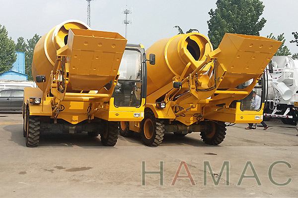 Mixer beton mobile self-loading siap untuk pengiriman