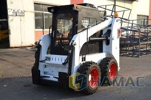 Loader skid steer JC45 di Rusia