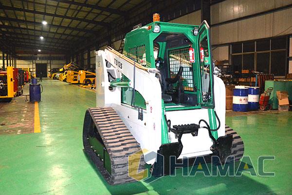 Loader skid steer crawler TS125 di Asia Tenggara