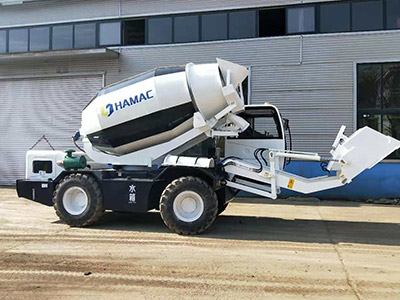 <b>Mixer Beton Self-loading 4m3 Dikirim ke Afrika pada 9 Desember</b>