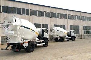 Truk Mixer Beton 10m3 di Kyrgyzstan