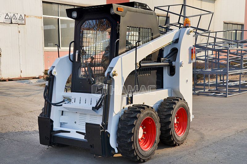 Pengetahuan pemeliharaan harian pemuat skid steer